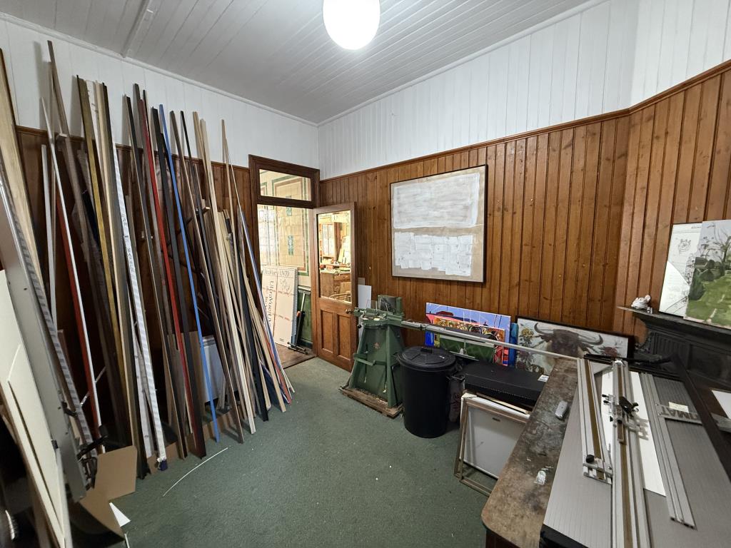 Lot: 10 - GROUND FLOOR COMMERCIAL INVESTMENT - Office are with wood panelling